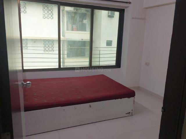 2 BHK Apartment in Kandivali East for rent Mumbai. The reference number is 20641998
