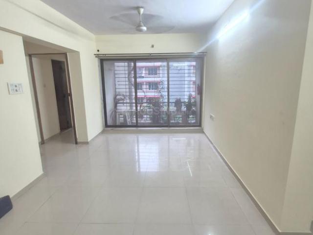2 BHK Apartment in Kandivali East for rent Mumbai. The reference number is 20643454