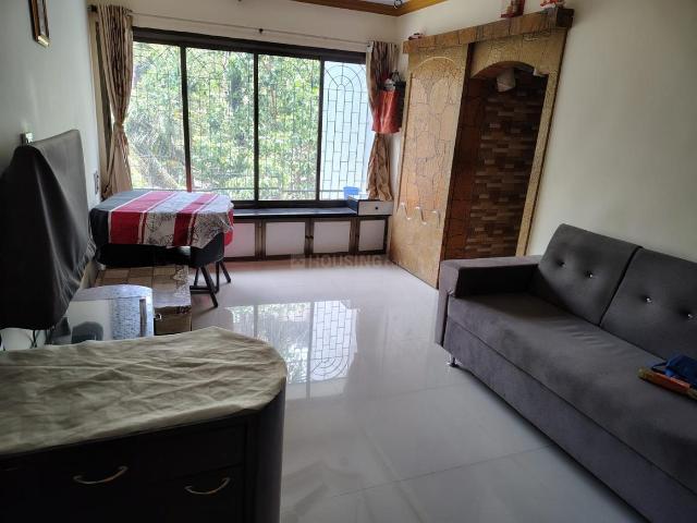 2 BHK Apartment in Kandivali East for rent Mumbai. The reference number is 20677815