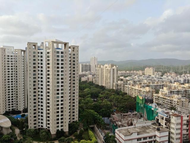 2 BHK Apartment in Kandivali East for rent Mumbai. The reference number is 20684060