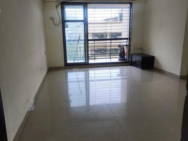 2 BHK Apartment in Kandivali East for rent Mumbai. The reference number is 20696497