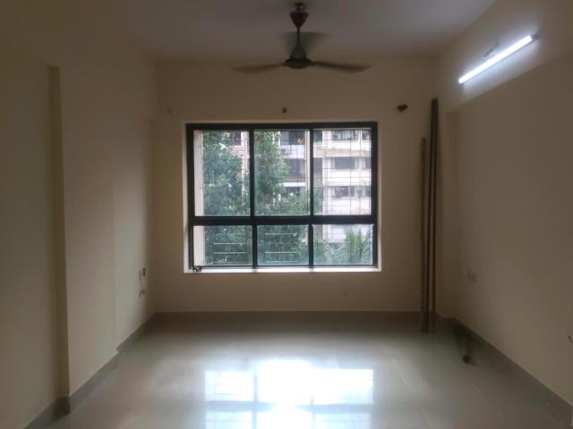 2 BHK Apartment in Kandivali East for rent Mumbai. The reference number is 20797456