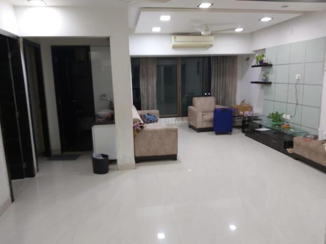2 BHK Apartment in Kandivali East for rent Mumbai. The reference number is 20816862