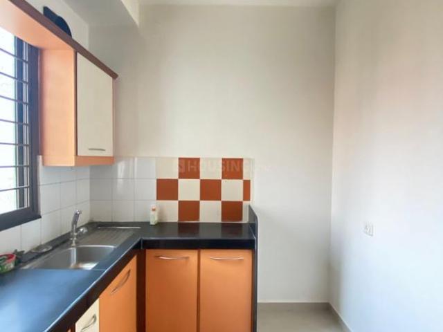 2 BHK Apartment in Kandivali East for rent Mumbai. The reference number is 20819027