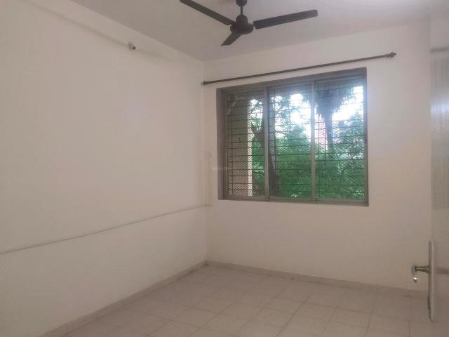 2 BHK Apartment in Kandivali East for rent Mumbai. The reference number is 20847029