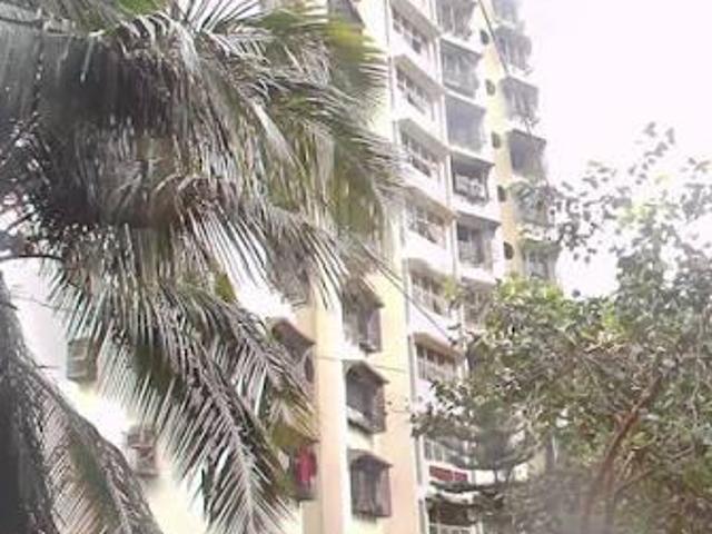 2 BHK Apartment in Kandivali East for rent Mumbai. The reference number is 20924247