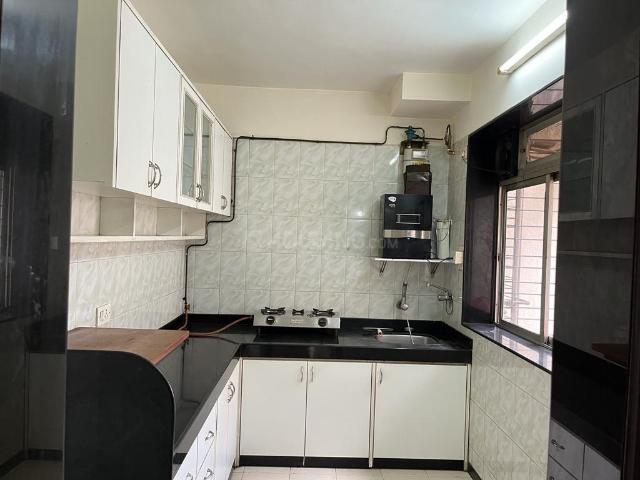 2 BHK Apartment in Kandivali East for rent Mumbai. The reference number is 20969217