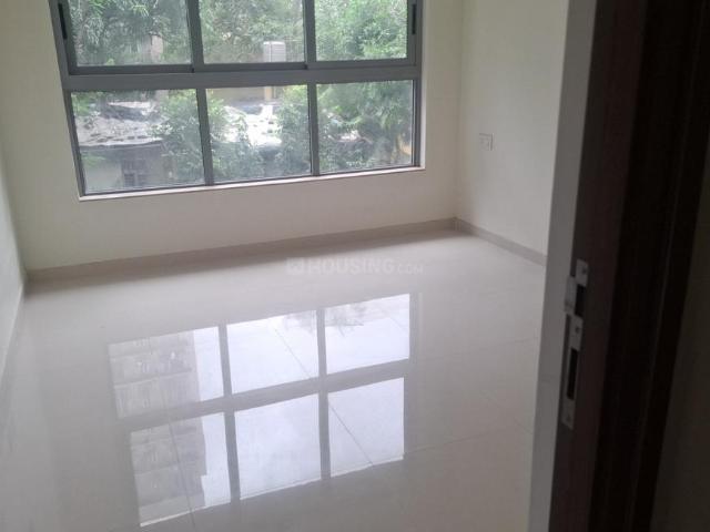 2 BHK Apartment in Kandivali East for rent Mumbai. The reference number is 21000387