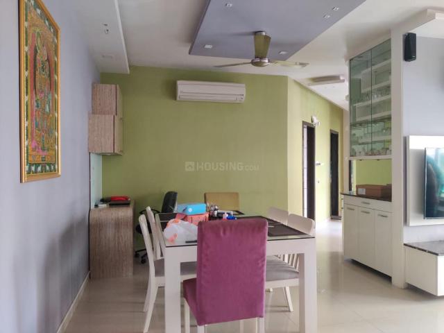 2 BHK Apartment in Kandivali East for rent Mumbai. The reference number is 21012117