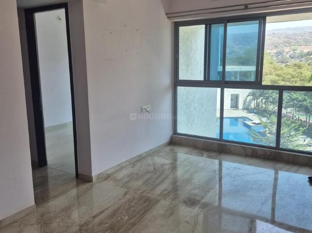2 BHK Apartment in Kandivali East for rent Mumbai. The reference number is 21034600