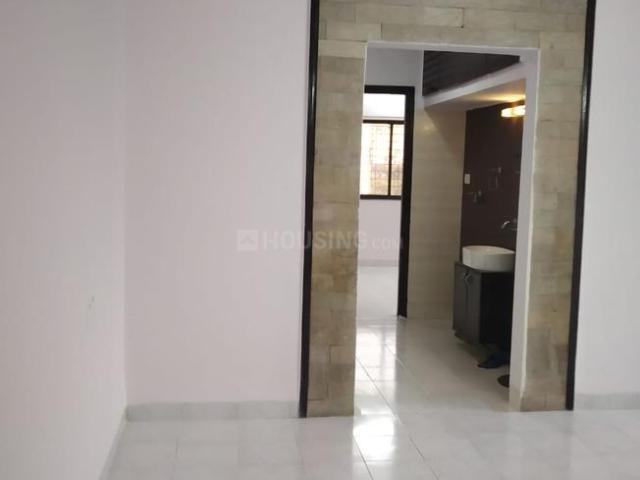 2 BHK Apartment in Kandivali East for rent Mumbai. The reference number is 21120738
