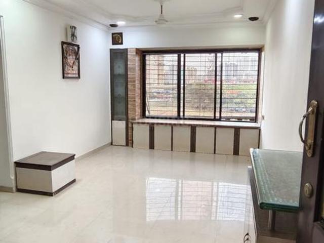 2 BHK Apartment in Kandivali East for rent Mumbai. The reference number is 21159935
