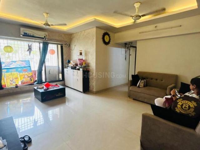 2 BHK Apartment in Kandivali East for rent Mumbai. The reference number is 21167692