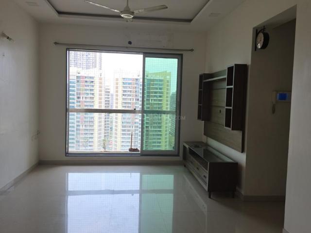 2 BHK Apartment in Kandivali East for resale Mumbai. The reference number is 14210779
