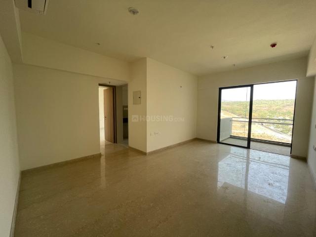 2 BHK Apartment in Kandivali East for resale Mumbai. The reference number is 17100982