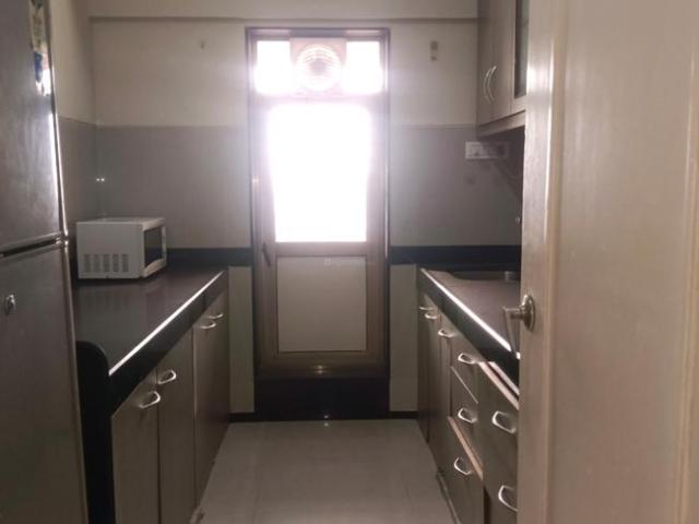 2 BHK Apartment in Kandivali East for resale Mumbai. The reference number is 18720787