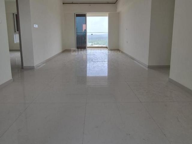2 BHK Apartment in Kandivali East for resale Mumbai. The reference number is 18015663