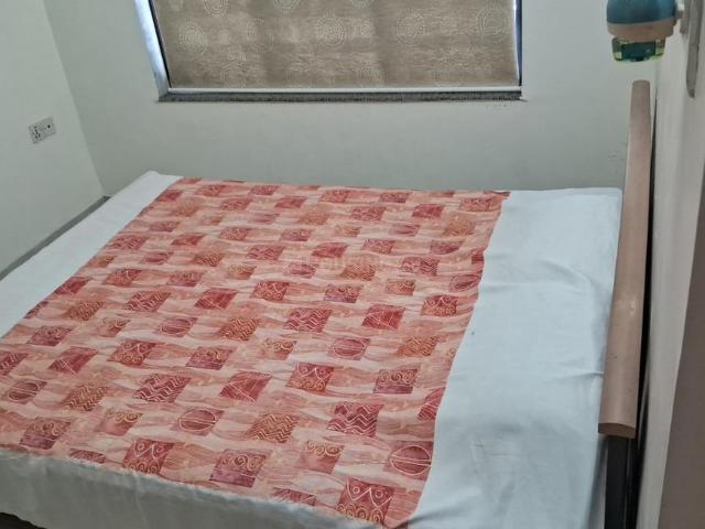 2 BHK Apartment in Kandivali East for resale Mumbai. The reference number is 19799828