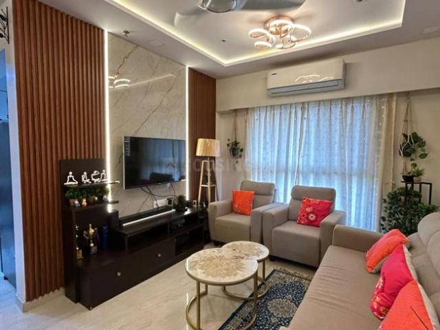 2 BHK Apartment in Kandivali East for resale Mumbai. The reference number is 19902305
