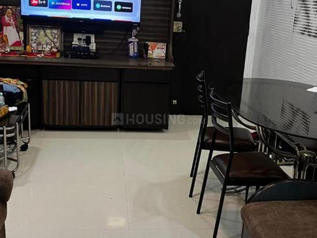 2 BHK Apartment in Kandivali East for resale Mumbai. The reference number is 19099513