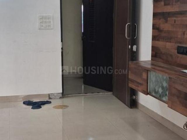 2 BHK Apartment in Kandivali East for resale Mumbai. The reference number is 19313872
