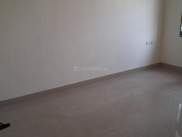 2 BHK Apartment in Kandivali East for resale Mumbai. The reference number is 19314240