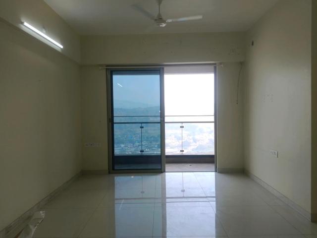 2 BHK Apartment in Kandivali East for resale Mumbai. The reference number is 19319862