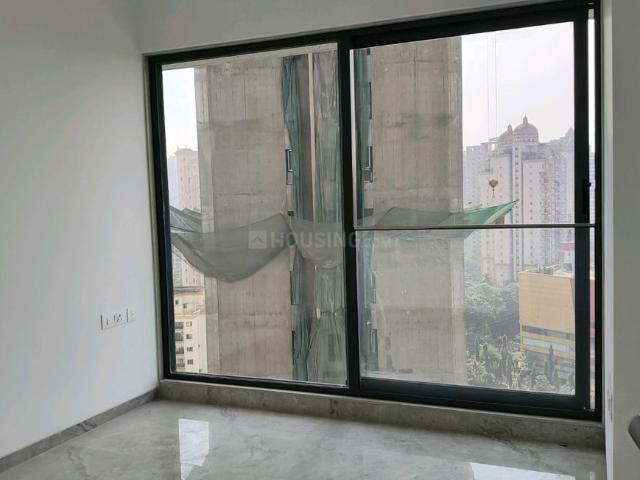 2 BHK Apartment in Kandivali East for resale Mumbai. The reference number is 19352168