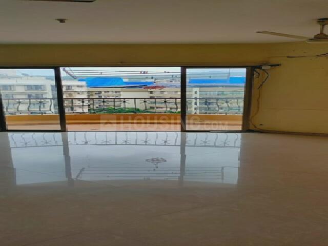 2 BHK Apartment in Kandivali East for resale Mumbai. The reference number is 19382129