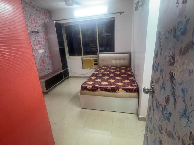 2 BHK Apartment in Kandivali East for resale Mumbai. The reference number is 20437277