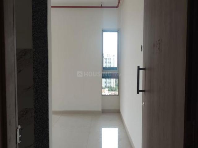 2 BHK Apartment in Kandivali East for resale Mumbai. The reference number is 20453071