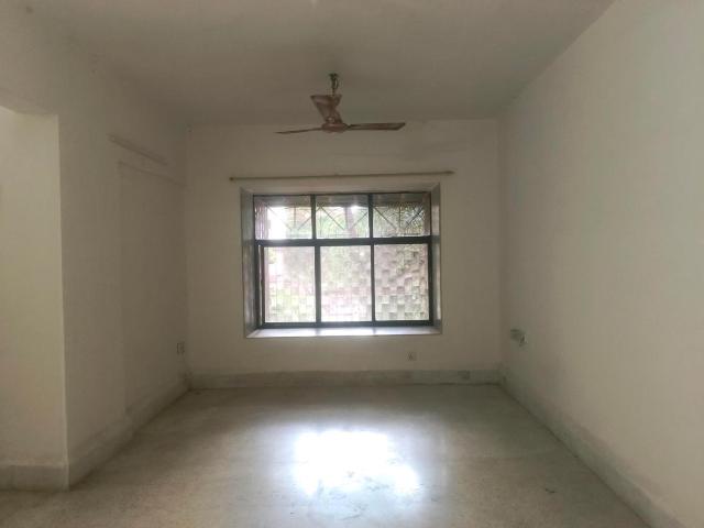 2 BHK Apartment in Kandivali East for resale Mumbai. The reference number is 20560382