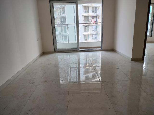 2 BHK Apartment in Kandivali East for resale Mumbai. The reference number is 20752183