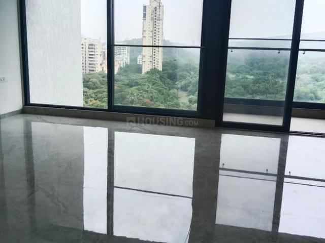 2 BHK Apartment in Kandivali East for resale Mumbai. The reference number is 20768342