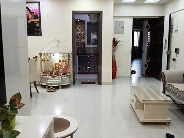 2 BHK Apartment in Kandivali East for resale Mumbai. The reference number is 20769614