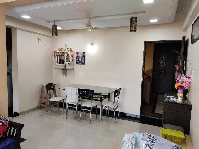 2 BHK Apartment in Kandivali East for resale Mumbai. The reference number is 20780221