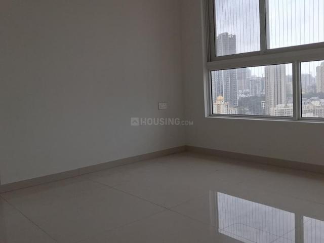 2 BHK Apartment in Kandivali East for resale Mumbai. The reference number is 20827855