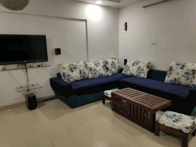 2 BHK Apartment in Kandivali East for resale Mumbai. The reference number is 20849117