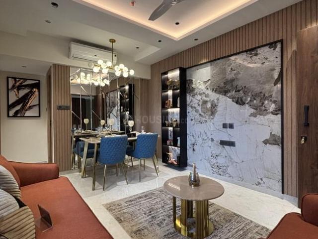 2 BHK Apartment in Kandivali East for resale Mumbai. The reference number is 20857311