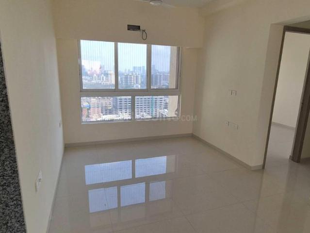 2 BHK Apartment in Kandivali East for resale Mumbai. The reference number is 20869020