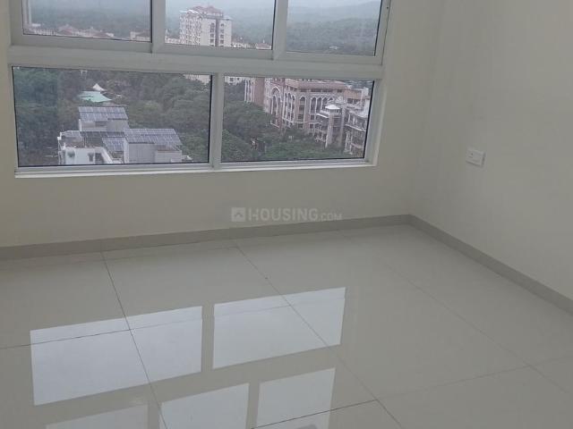 2 BHK Apartment in Kandivali East for resale Mumbai. The reference number is 20919231