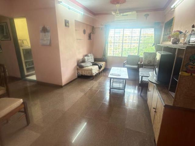 2 BHK Apartment in Kandivali East for resale Mumbai. The reference number is 20996895