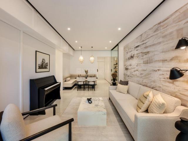2 BHK Apartment in Kandivali East for resale Mumbai. The reference number is 20105962