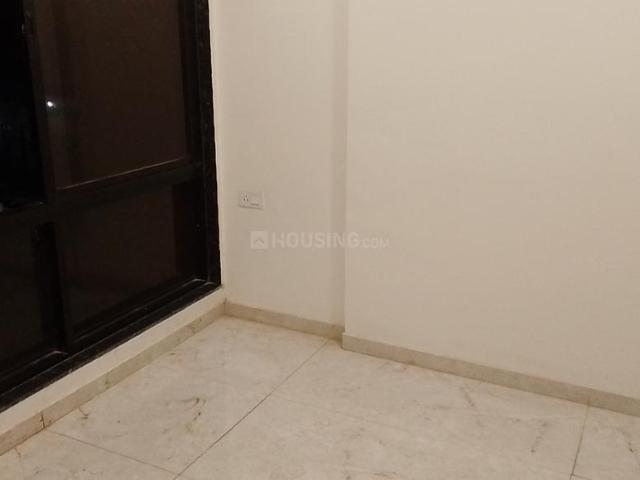2 BHK Apartment in Kandivali East for resale Mumbai. The reference number is 20324470