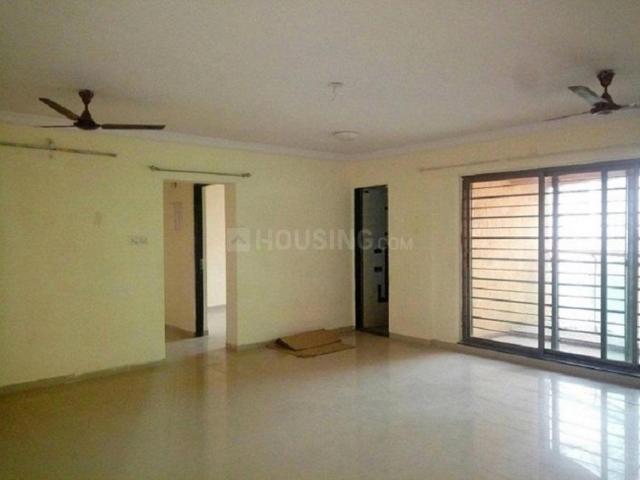 2 BHK Apartment in Kandivali East for resale Mumbai. The reference number is 20340983