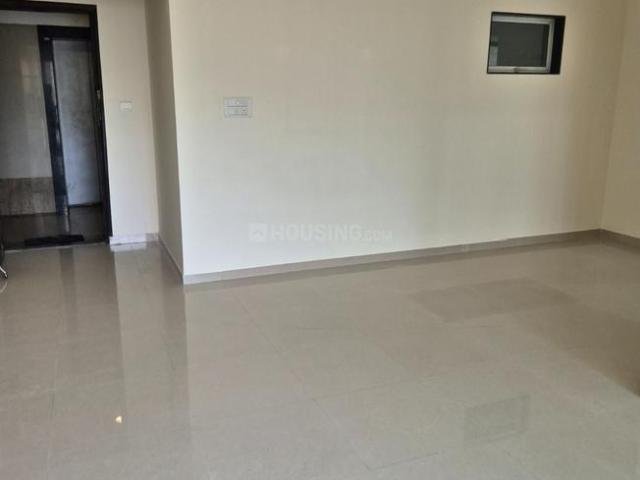 2 BHK Apartment in Kandivali East for resale Mumbai. The reference number is 20350000