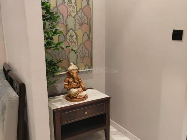 2 BHK Apartment in Kandivali East for resale Mumbai. The reference number is 21000559