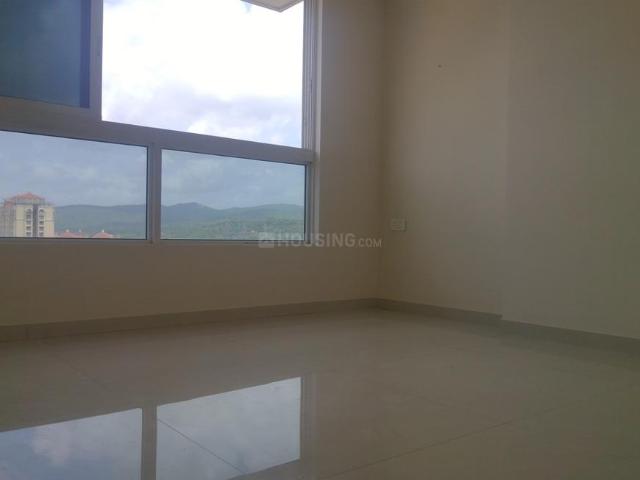 2 BHK Apartment in Kandivali East for resale Mumbai. The reference number is 21014791