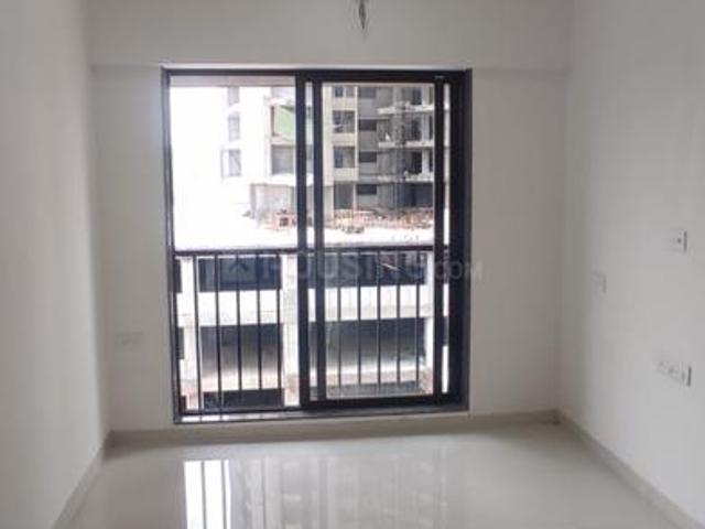 2 BHK Apartment in Kandivali West for rent Mumbai. The reference number is 17114914
