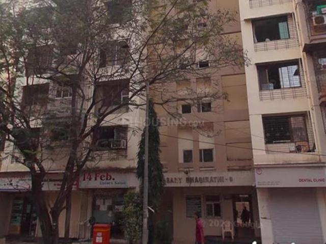 2 BHK Apartment in Kandivali West for rent Mumbai. The reference number is 18406277
